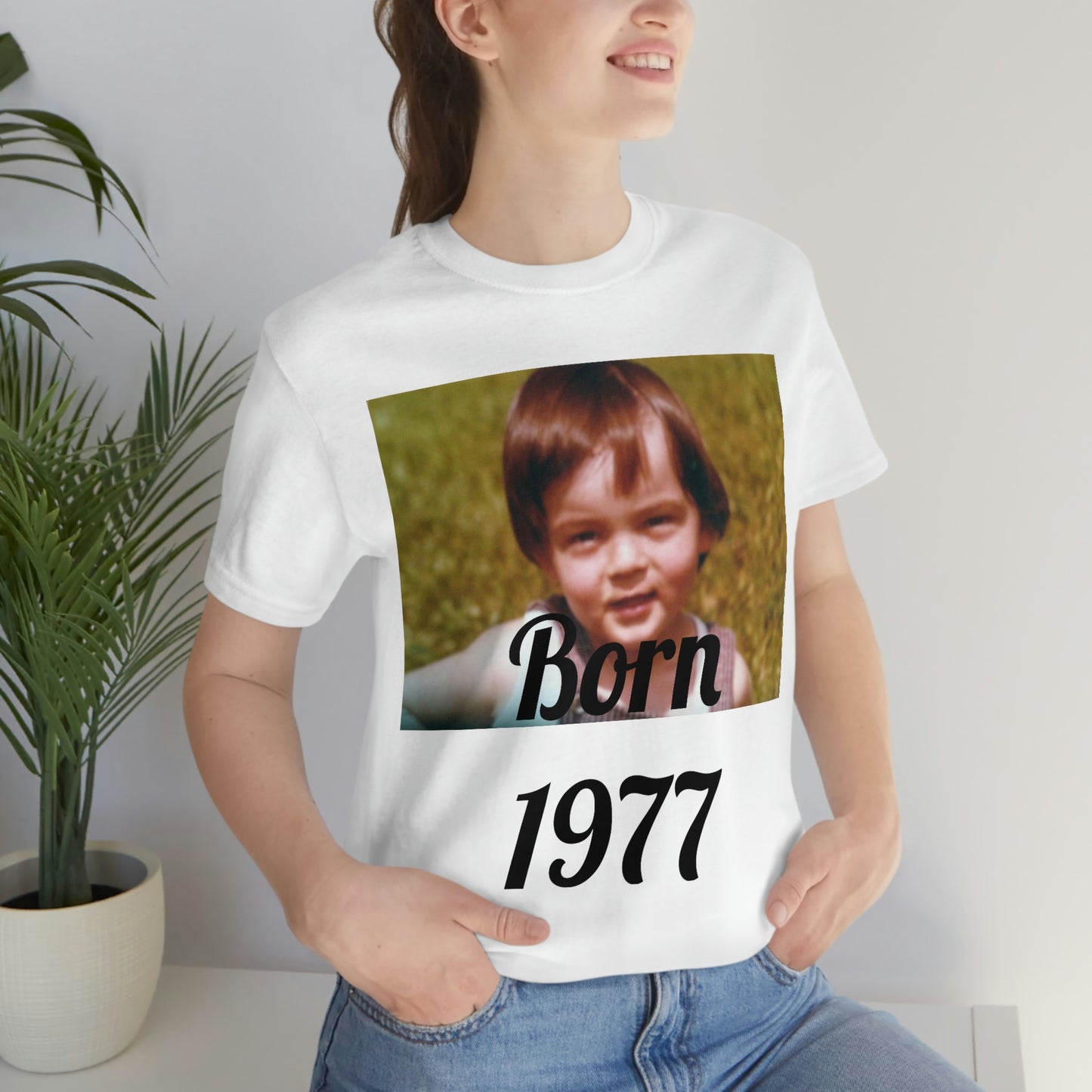 Born 1977 Unisex Jersey Short Sleeve Tee